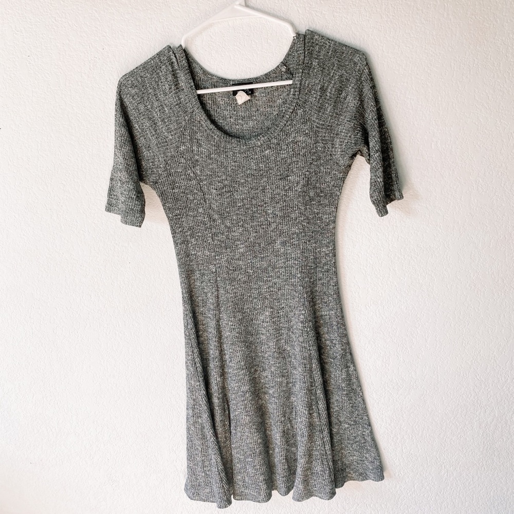 grey dress (M)